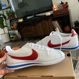 Women size 10 Nike Cortez
